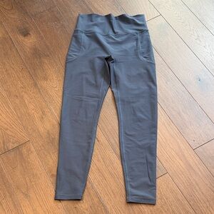 Old Navy Powersoft Extra High Rise Leggings Size Small Gray/Blue C12-018